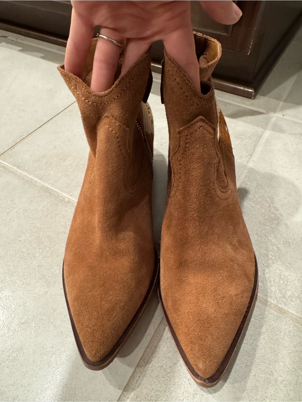 SOLD Dolce Vita Brown Suede Pointed Ankle Booties with Patterned Panel Sz 8.5 - Picture 11 of 11